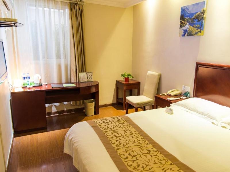 Greentree Inn Jiangsu Taizhou Jingjiang Bus Station Express Hotel Экстерьер фото